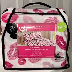 💋NEW💋 JUICY COUTURE TWIN PLUSH BEDSET